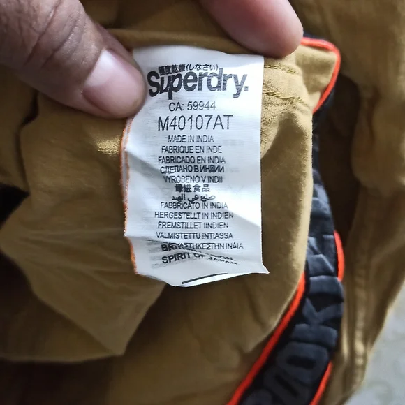 Superdry - Picture 8 of 11